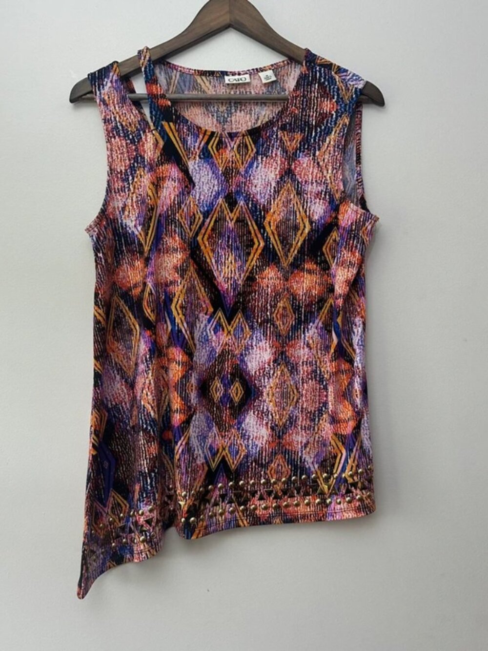 Cato Women’s Medium Asymmetrical Geometric Print Studded Sleeveless Tunic Top